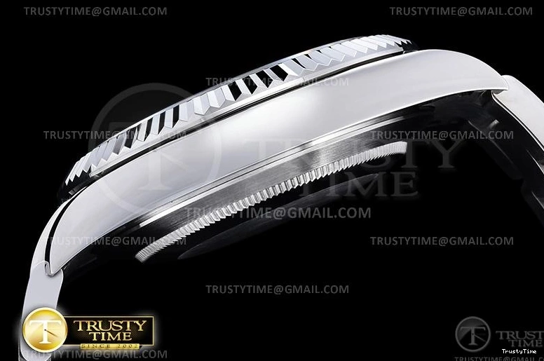 1026 Unisex R2DJ0253H – DJ2 41mm 649